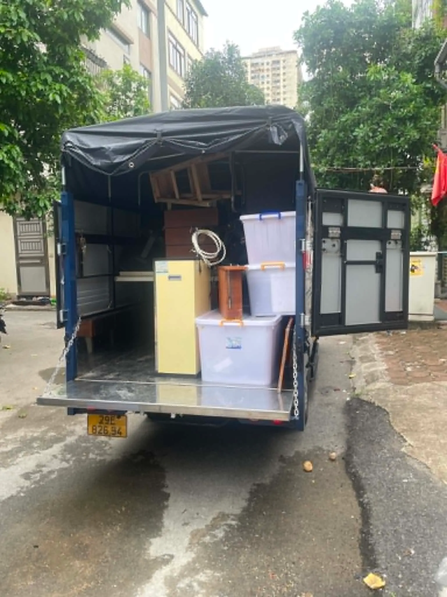 Dịch Vụ Cho Thuê Xe Tải 1,5 - 2,5 Tấn Chở Hàng Trọn Gói, Giá Rẻ, Uy Tín